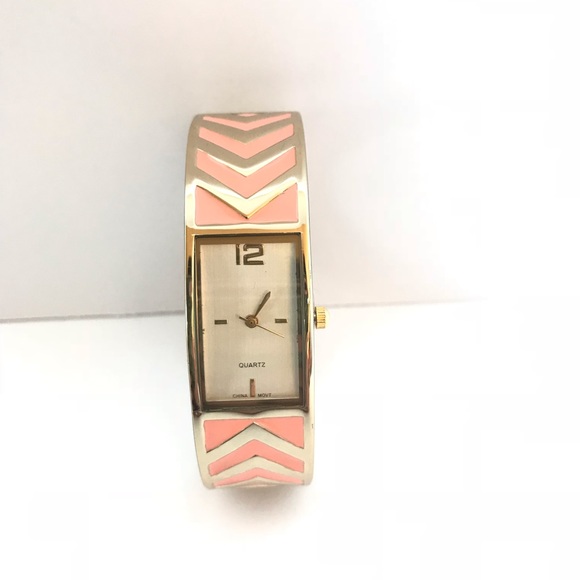 Accessories - NEW Gold & Pink Chevron Watch